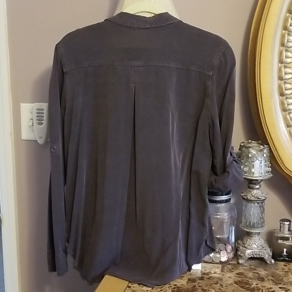 shirt - Picture 5 of 5